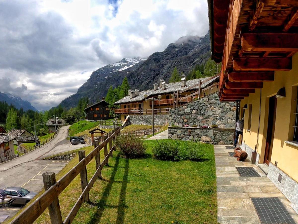 Punta Vittoria Sub 14 - Residence Anderbatt Gressoney - 3 Locali - Cir N 0010 Staval Extérieur photo